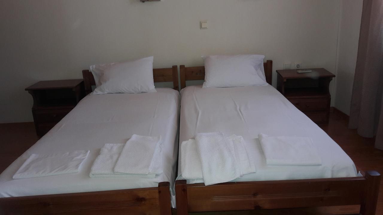 Xenodoxeio Patrai Lefkada City Exterior photo